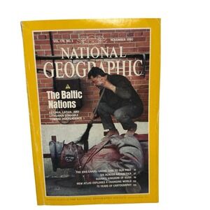 Vintage National Geographic Magazine November 1990 - Baltics, Atlas, Erie Canal
